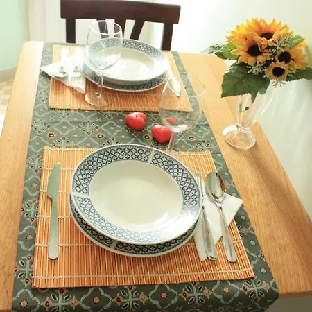 At Colosseo With Terrace Overlooking The Garden By Lyon Apartamento Roma